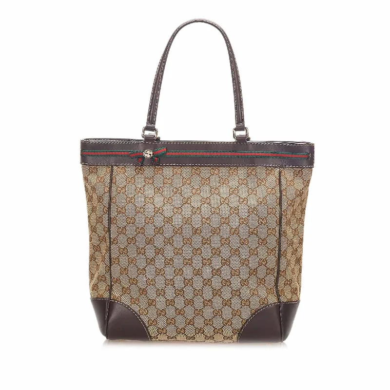 Women Gucci tote bags in GG Supreme canvas for a branded feelGucci GG Canvas Mayfair Tote