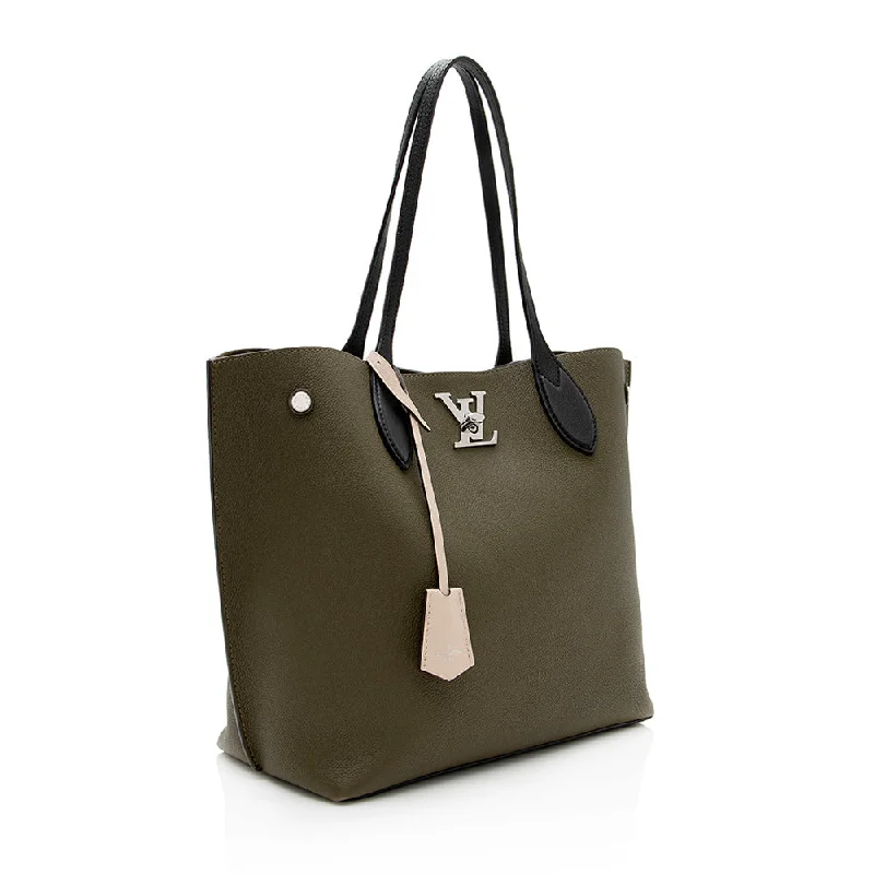 Louis Vuitton tote bags with a spacious interior and multiple pocketsLouis Vuitton Calfskin Lockme Go Tote (21691)