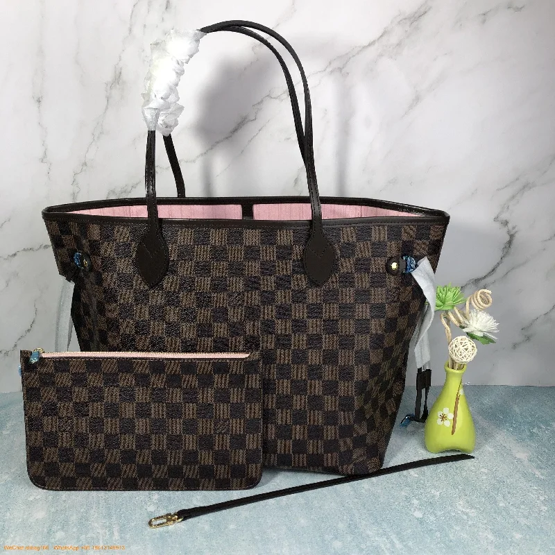 Louis Vuitton Twist bags with the iconic LV - turnlock closureLouis Vuitton Neverfull MM Tote Bag