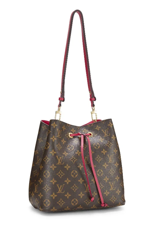 Louis Vuitton handbags with a beaded trim for a touch of glamourLOUIS VUITTON NÉONOÉ MONOGRAM BAG