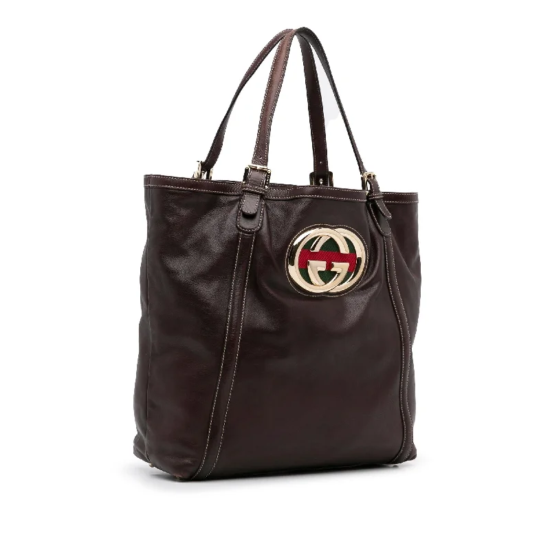 Ladies Gucci shoulder bags with a magnetic - closure flapGucci Dialux Britt Tote (x0o70K)