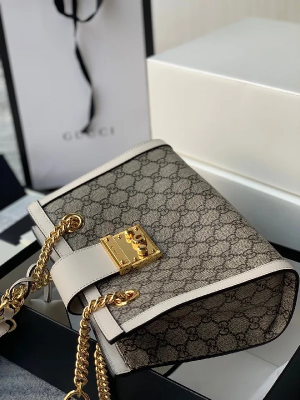 Women Gucci bags with a zip - around closure for securityGucci Padlock GG Small Shoulder Bag