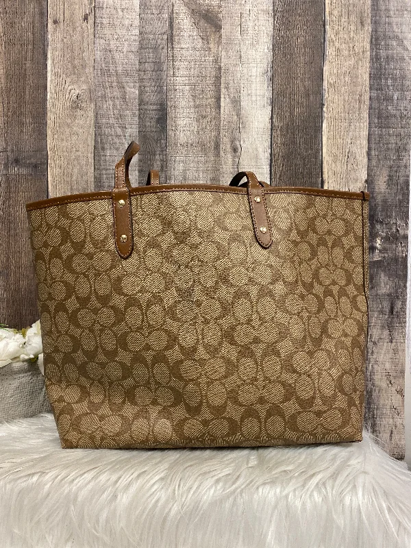 Tote Designer By Coach  Size: Large