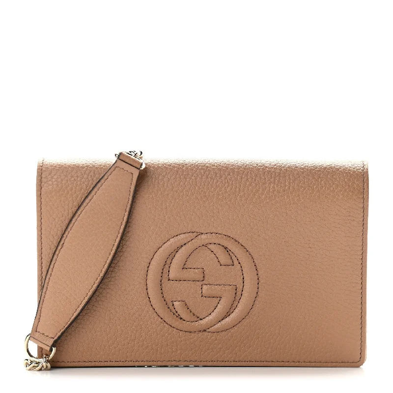 Women Gucci bags with a front - zip pocket for small itemsGucci Soho Wallet on Chain Camelia Beige Leather Crossbody Clutch Bag