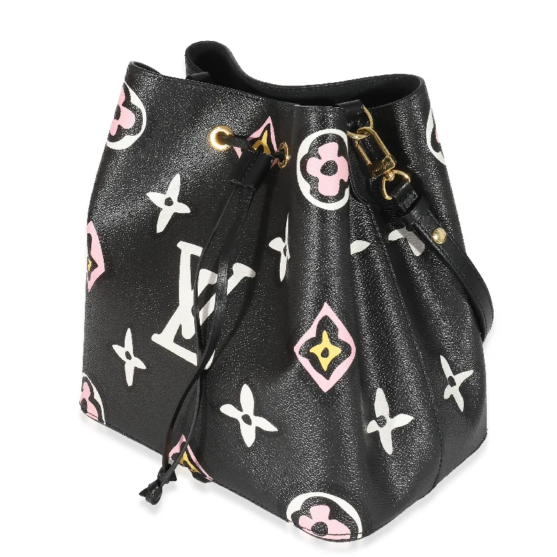 Ladies Louis Vuitton shoulder bags with a single - handle silhouetteLouis Vuitton Black Monogram Giant Wild At Heart Canvas NéoNoé MM