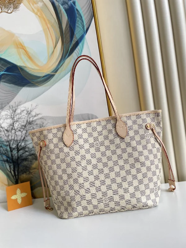 Louis Vuitton bags with a detachable mirror inside for on - the - go touch - upsLouis Vuitton Neverfull MM  Tote Bag