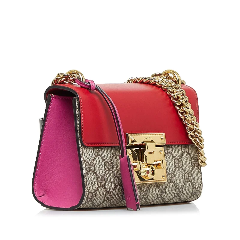 Ladies Gucci handbags with a detachable coin purse insideGucci GG Supreme Padlock Shoulder Bag (SHG-vUf0Tt)