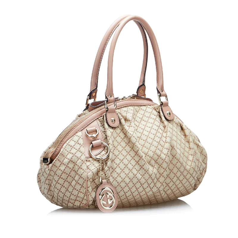 Gucci tote bags for women with a water - resistant coatingGucci Diamante Sukey (rusUAN)