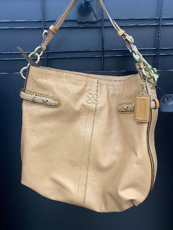 Handbag Designer By Coach  Size: Large