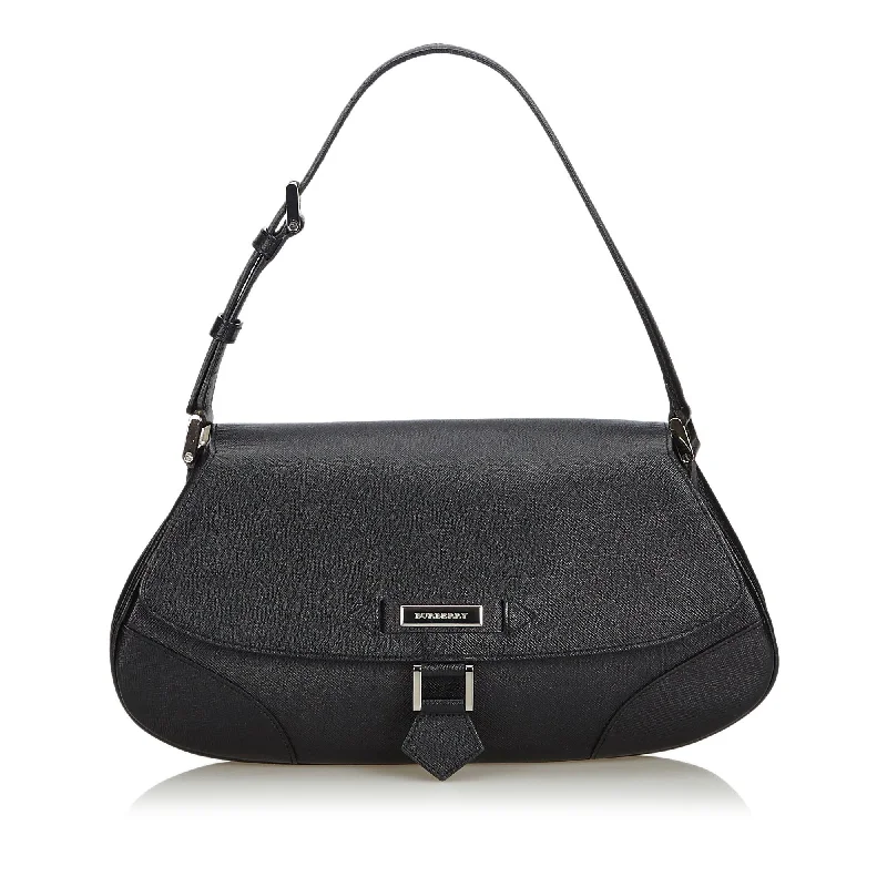 Statement - Making Oversized Burberry BagsBurberry Black Others Leather Handbag United Kingdom