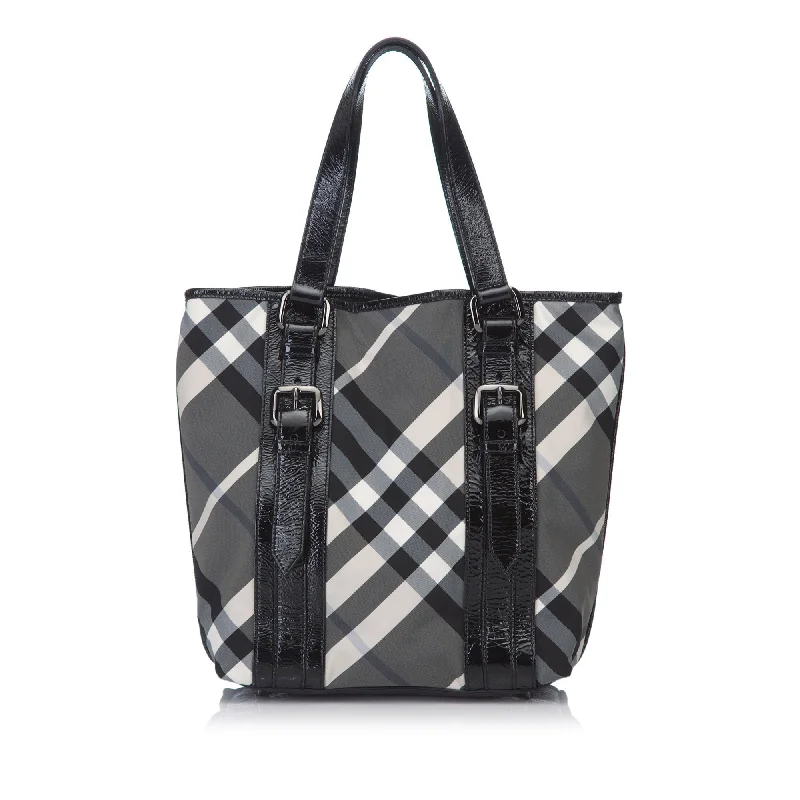 Ergonomic Burberry Laptop Bags for ComfortBurberry Black Patent Leather Woven Shoulder Bag United Kingdom