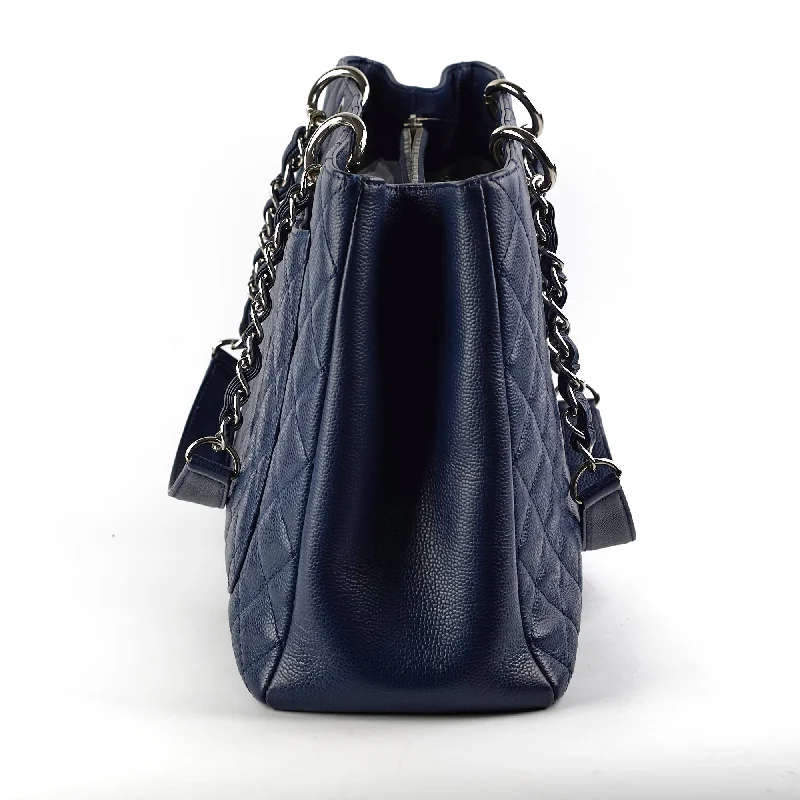 Chanel Chain Strap Handbag for Everyday UseChanel Caviar GST XL Tote Navy