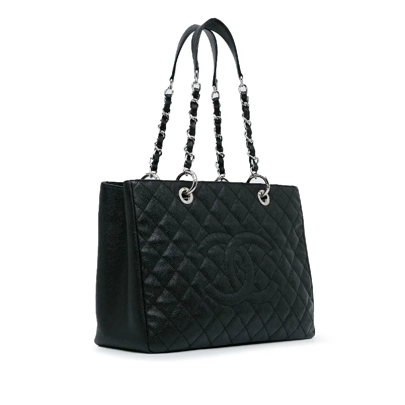 Chanel Lightweight Handbag for Daily ErrandsChanel Caviar Grand Shopping Tote (aiJkXx)