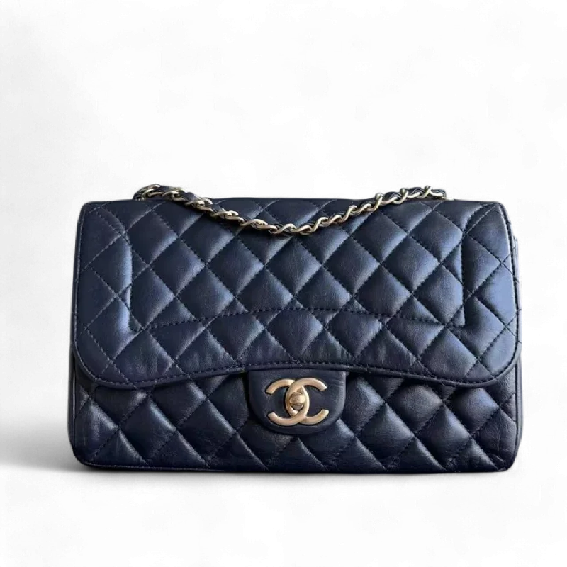 Chanel Black Handbag for Business MeetingsChanel Seasonal Flap Medium 25CM Quilted Chic Flap Lambskin Golden Hardware Series 21