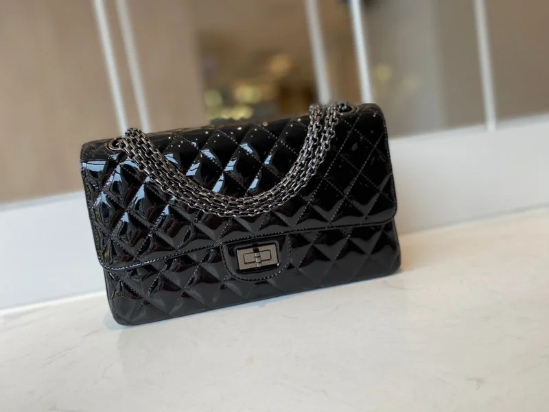 Chanel Black Handbag for Business MeetingsWF - Chanel Bags - 1095