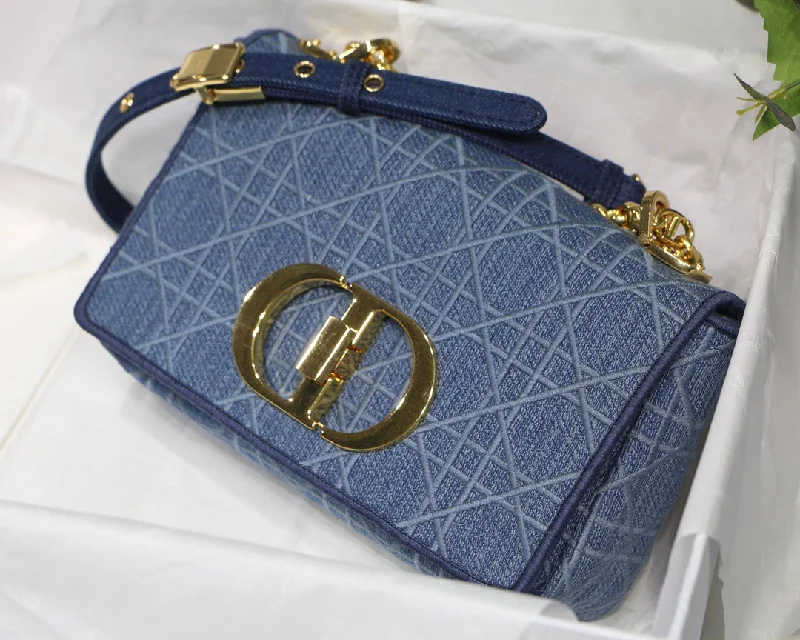 Luxury Christian Dior crossbody bags with a chain - link strapChristian Dior Bags  793