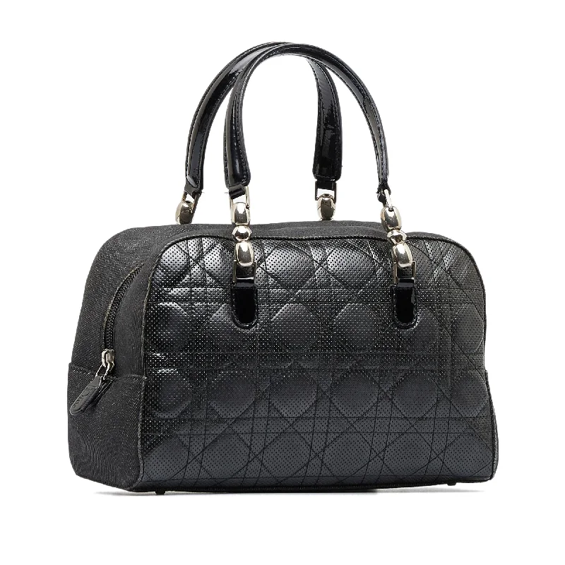 Christian Dior crossbody bags with a front - flap pocket for easy accessDior Perforated Cannage Malice (SHG-JR5Nd1)