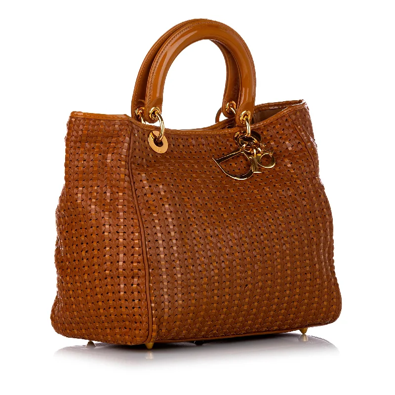 Contemporary Christian Dior handbags with a unique shapeDior Woven Soft Lady Dior Leather Tote Bag (SHG-25954)