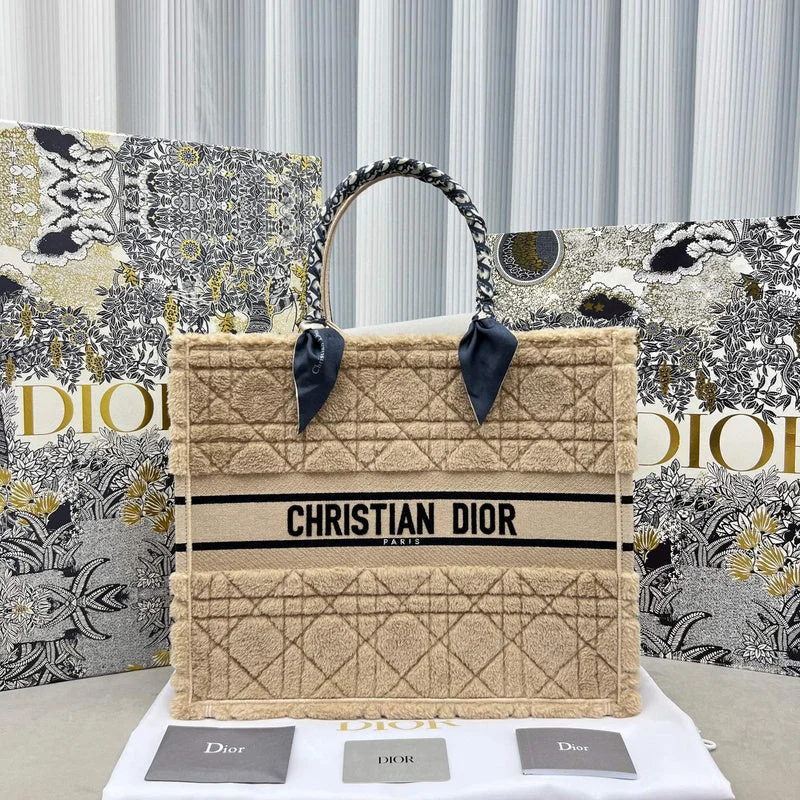 Christian Dior handbags with a detachable mirror for on - the - go touch - upsGlitzybags - Dior Bags - 4006