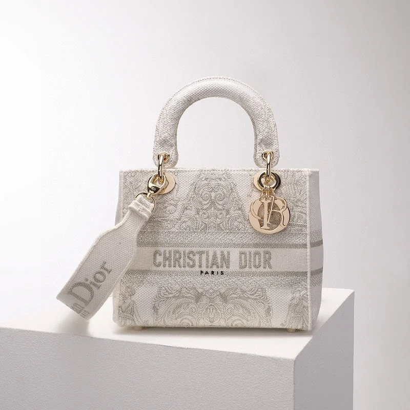 Christian Dior bags with a detachable coin purse insideGlitzybags - Dior Bags - 4093