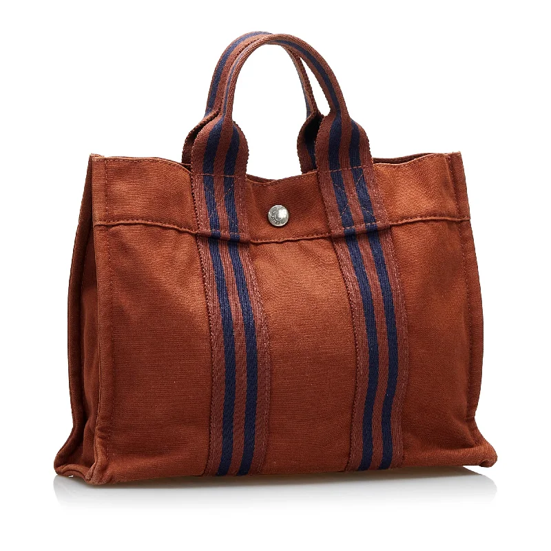 Hermes Lindy Bags in Seasonal Print CollaborationsHermes Fourre Tout PM (SHG-qpntwN)