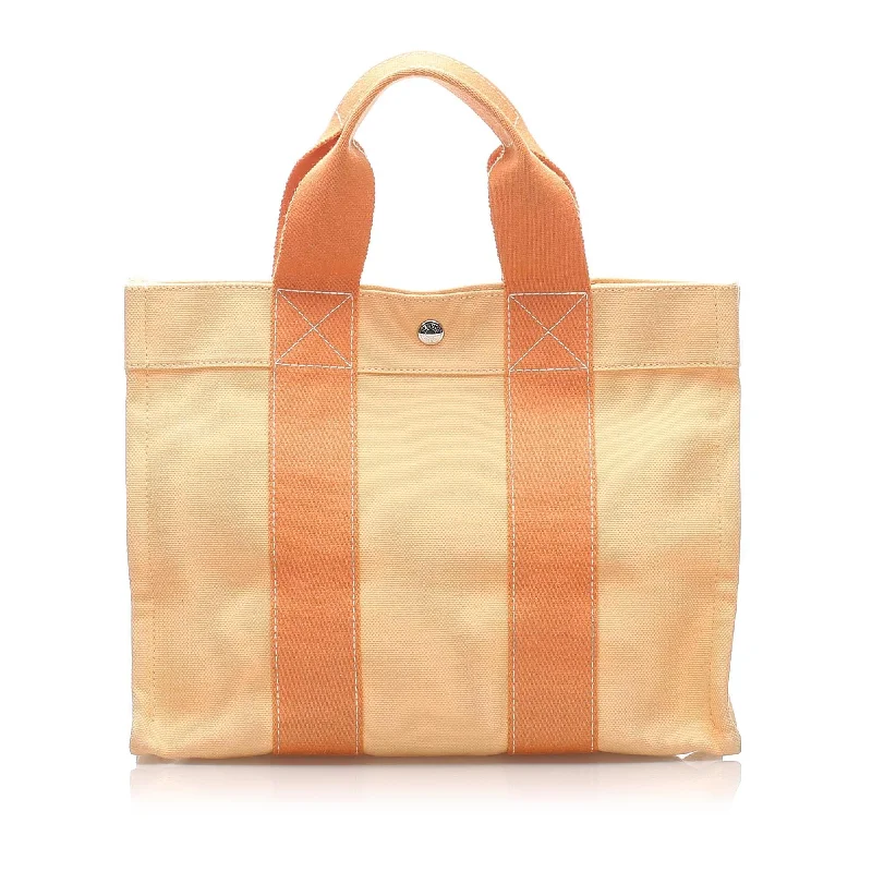 Hermes Kellydoll Bags for a Playful and Chic LookHermes Fourre Tout PM Tote (SHG-12950)