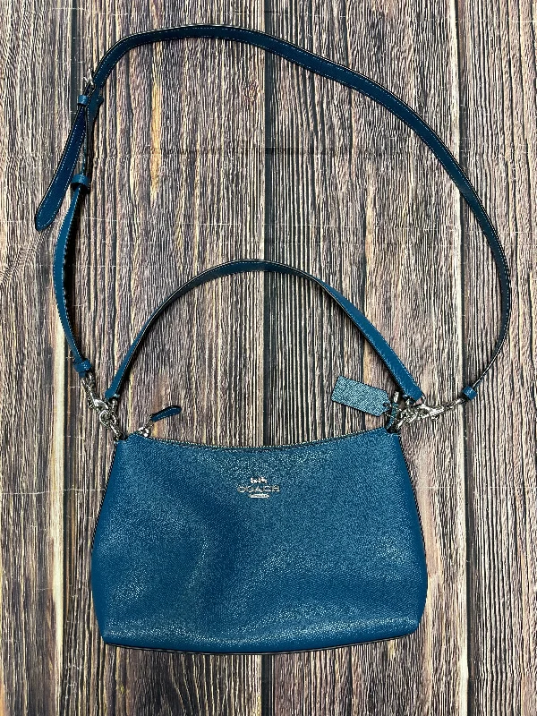 Handbag Designer By Coach  Size: Small